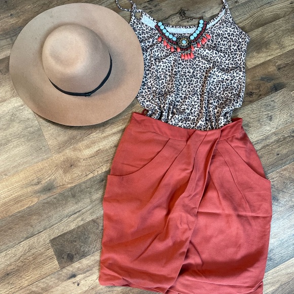 Emery Rose Loose Fit Cheetah Print Camisole Tank Top | Small 🐆 - Picture 1 of 6